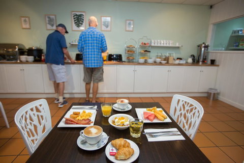 Coral Tree Inn - Tourism Search 8