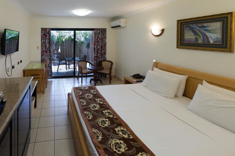 Novena Palms Motel - Tourism Search 16