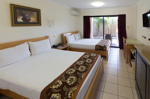 Novena Palms Motel - Tourism Search 21