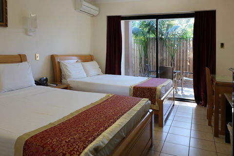 Novena Palms Motel - Tourism Search 22