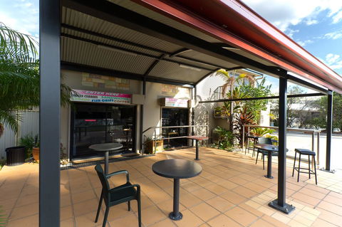 Novena Palms Motel - Tourism Search 25