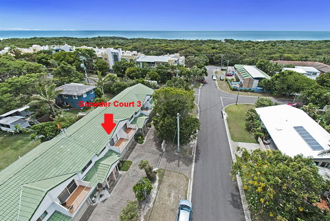 Growder Court 3 - Coolum Beach QLD - Tourism Search 1