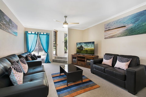 Growder Court 3 - Coolum Beach QLD - Tourism Search 0