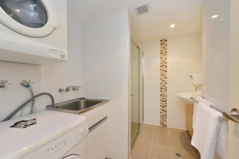 Tropical Reef Apartments - Tourism Search 10