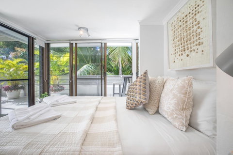 Tropical Reef Apartments - Tourism Search 4
