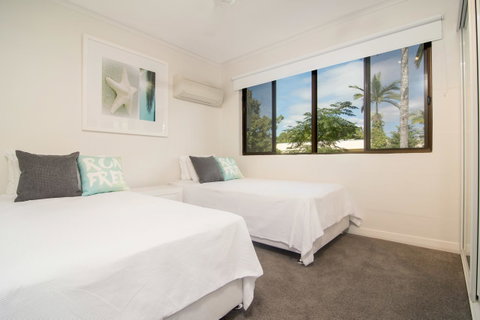 Tropical Reef Apartments - Tourism Search 8