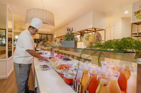 Mercure Brisbane King George Square - Tourism Search 16