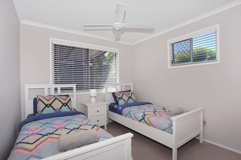 6 Botany Court Marcoola Beach - Pet Friendly 500 Bond - Tourism Search 2