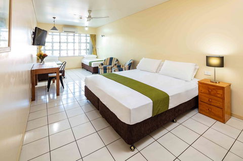 Hides Hotel - Tourism Search 13