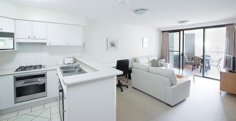 The Oasis Apartments - Tourism Search 5