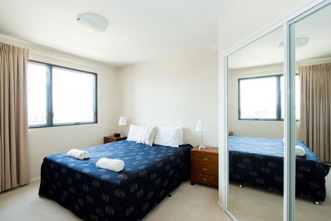 The Oasis Apartments - Tourism Search 13