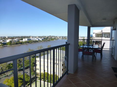 The Oasis Apartments - Tourism Search 20