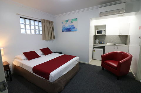 Kangaroo Point Central Hotel & Apartments - Tourism Search 30