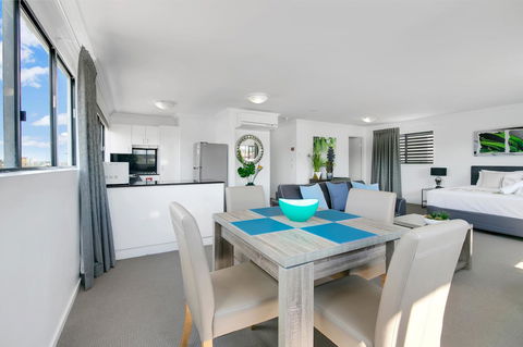 Kangaroo Point Central Hotel & Apartments - Tourism Search 22