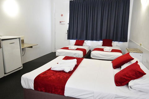 Kangaroo Point Central Hotel & Apartments - Tourism Search 2
