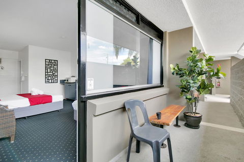 Kangaroo Point Central Hotel & Apartments - Tourism Search 14