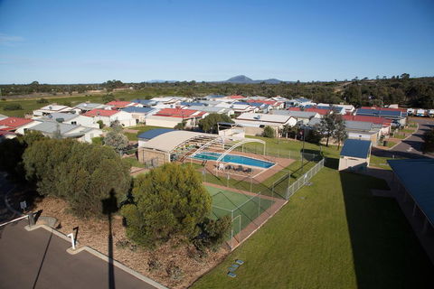 Wavecrest Village & Tourist Park - Tourism Search 1
