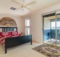 West Lakes Townhouse - Tourism Search