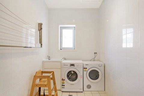 Wharf Apartment Unit 15 - Tourism Search 3