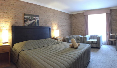 White Lanterns Motel - Tourism Search 1