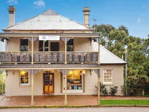 William Arnott Hotel - Tourism Search 0
