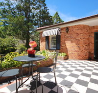 Winston Cottage at Three Sisters - Tourism Search