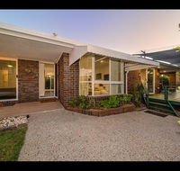 Woorim Secluded Palms Cottage - Tourism Search