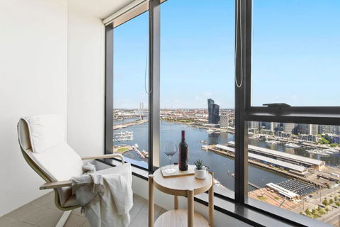 A 2BR Apt With Amazing Harbor Views FREE Parking - Tourism Search 0