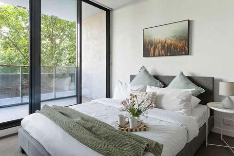 A Central Apt Right Next To Southern Cross - Tourism Search 0