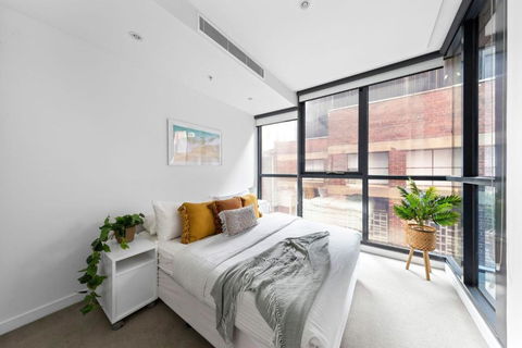 A Chic & Comfy 2BR Apt Near Federation Square - Tourism Search 0