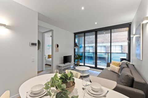 A Chic & Comfy 2BR Apt Near Federation Square - Tourism Search 4