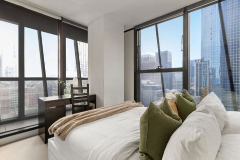 A Chic & Comfy 2BR Apt On Collins With City Views - Tourism Search 1