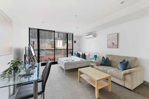 A Chic Studio Only A 4-min Walk To Victoria Market - Tourism Search 0