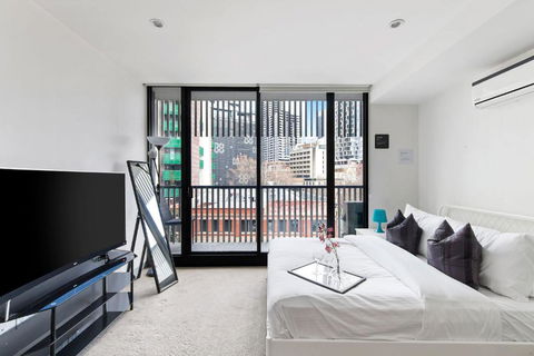 A Chic Studio Only A 4-min Walk To Victoria Market - Tourism Search 2