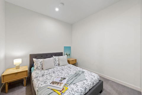 A Comfy 2BR Apt Next To QV & Melbourne Central - Tourism Search 4