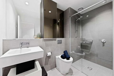 A Comfy Apt Next To Southern Cross FREE Parking - Tourism Search 3