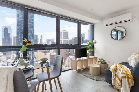 A Comfy & Stylish Apt Near Melbourne Central & QV - Tourism Search 0