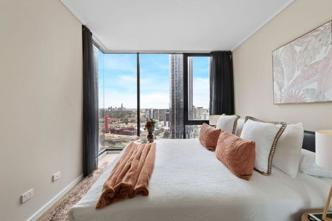 A Cozy 2BR Apt Near Crown Sleeps 6 FREE Parking - Tourism Search 0