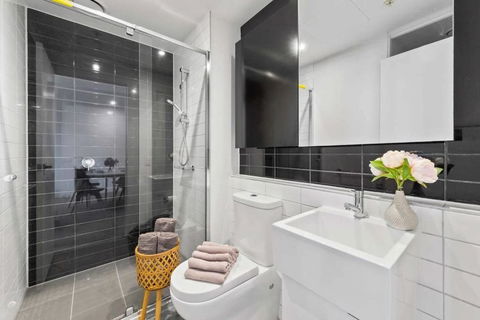 A Cozy 2BR Apt Next To Queen Victoria Market & Melbourne Central With City Views - Tourism Search 2