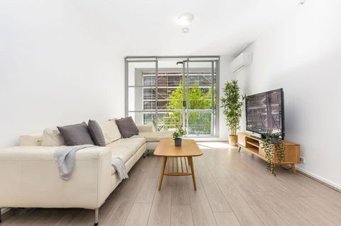 A Cozy & Modern Studio Right Next To Darling Harbour - Tourism Search 0