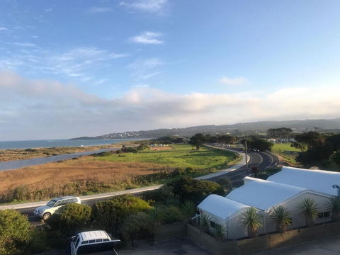 A Great Ocean View Motel - Tourism Search 1