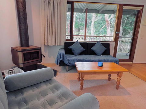 A Lovely Pool House In Forest - Tourism Search 4