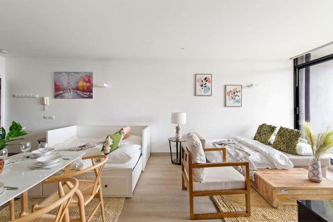 A Lux 2BR Apt Next To Melbourne Uni FREE Parking - Tourism Search 3