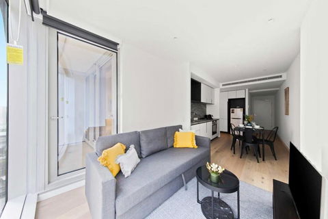 A Lux & Modern Apt Next To Southern Cross Station - Tourism Search 4