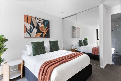 A Modern 2BR Apt With City Views FREE Parking - Tourism Search 2