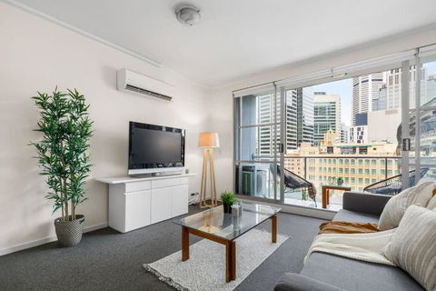 A Modern Apt City Views Next To Darling Harbour - Tourism Search 2