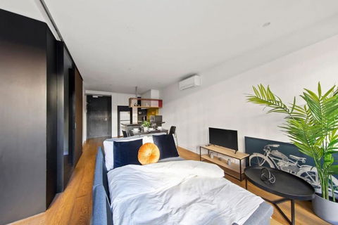 A Modern & Spacious 2BR Apt Near Melbourne Uni - Tourism Search 2