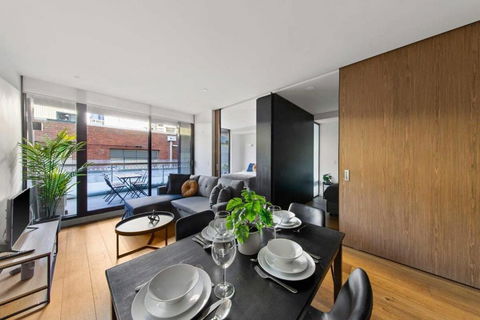 A Modern & Spacious 2BR Apt Near Melbourne Uni - Tourism Search 4