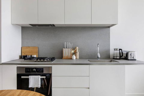 A Sky-high Metropolis Retreat Near The CBD - Tourism Search 3
