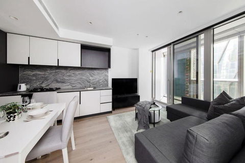 A Spacious & Lux Apt For 5 Next To Southern Cross - Tourism Search 1